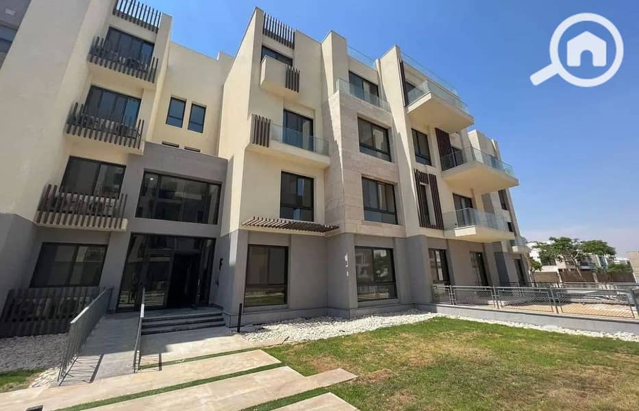 8 8245253-f902ao_1400x900. jpg