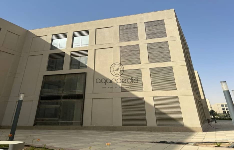 10 15b77ff0-fc34-400d-9f6a-eed52af4b902. jpg