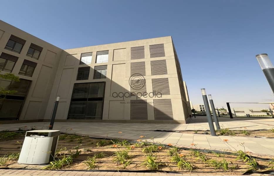 11 82f2132d-94ee-4b8e-9613-3f4f50df8835. jpg