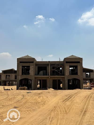 3 Bedroom Townhouse for Sale in Sheikh Zayed, Giza - WhatsApp Image 2024-06-01 at 17.34. 09_a761969f. jpg 3 Bedroom Townhouse for Sale in Sheikh Zayed, Giza - WhatsApp Image 2024-06-01 at 17.34. 09_a761969f. jpg
