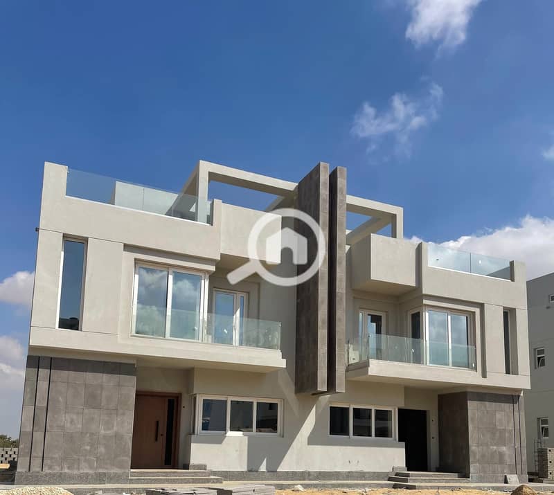 2 f24fbbc4-cd15-4512-9700-7a47a567d6b9. JPG