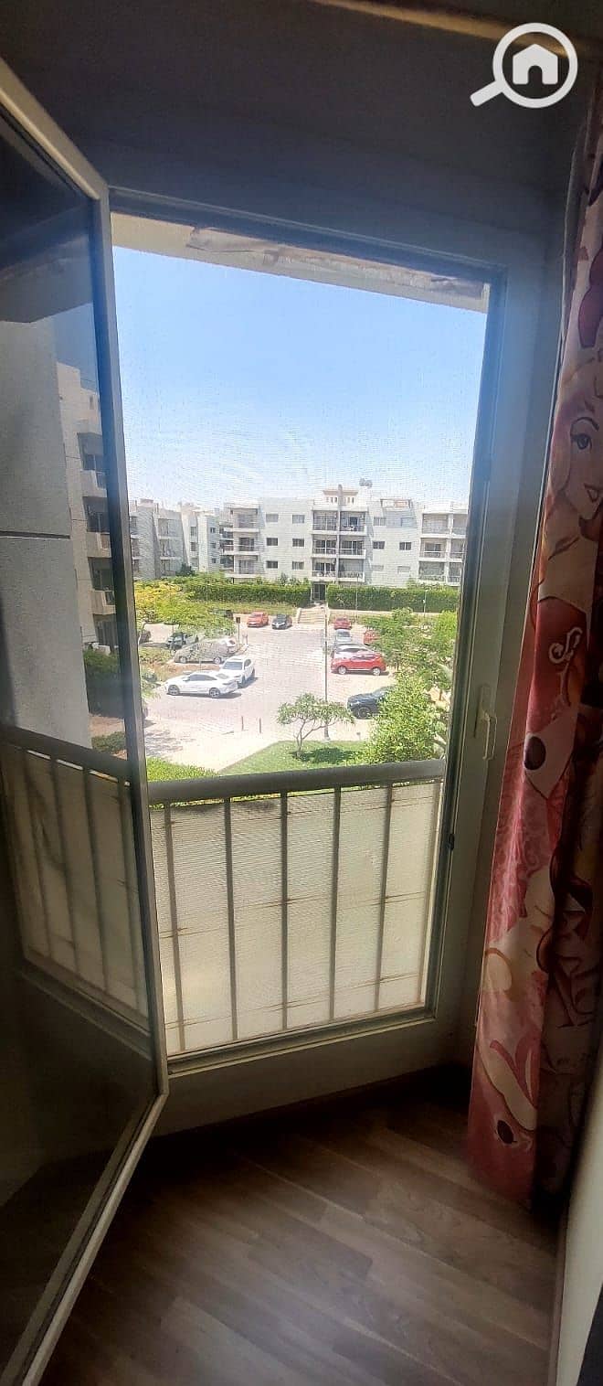 4 WhatsApp Image 2025-10-06 at 14.15. 51_db28ac9c. jpg