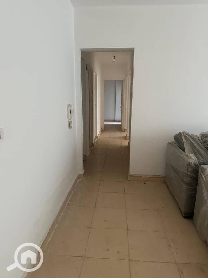 5 3d7214db-f8da-407a-aa03-77c2ae6fc7da. jpg