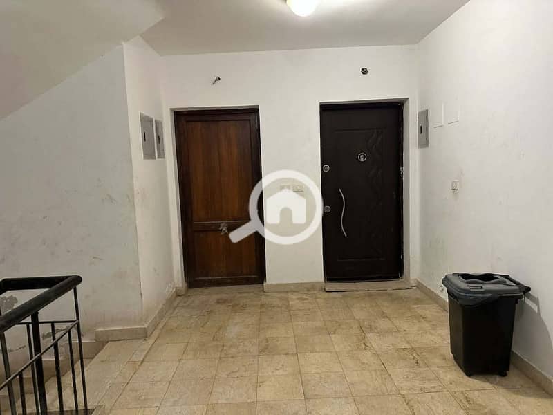 17 df7dba82-aec2-4e1d-afad-974558278f73. jpg