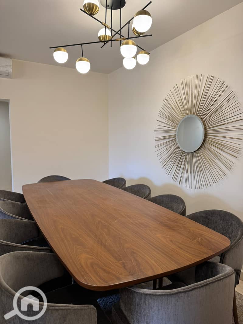 7 08ce6363-f9c2-498d-b5db-78eda4e48f4e. jpeg