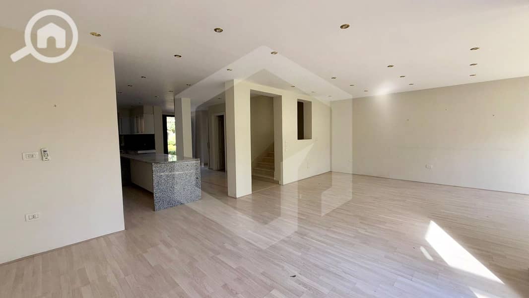 4 Golf Views Palm Hills 4. jpg