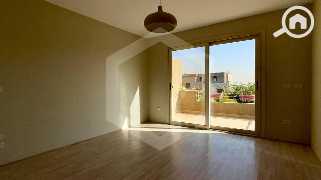 11 Golf Views Palm Hills 11. jpg