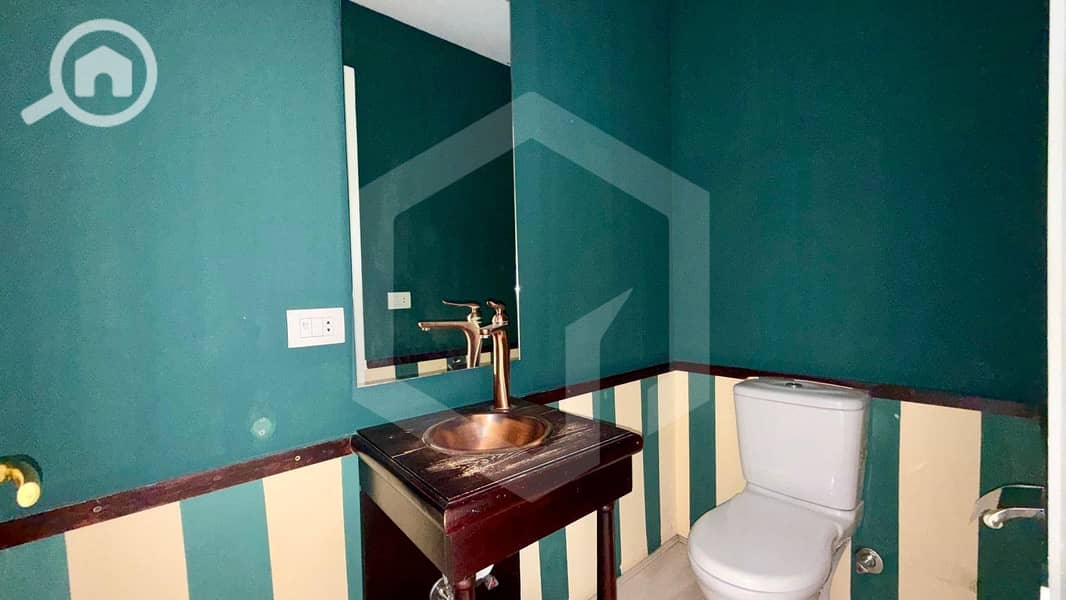 15 Golf Views Palm Hills 15. jpg