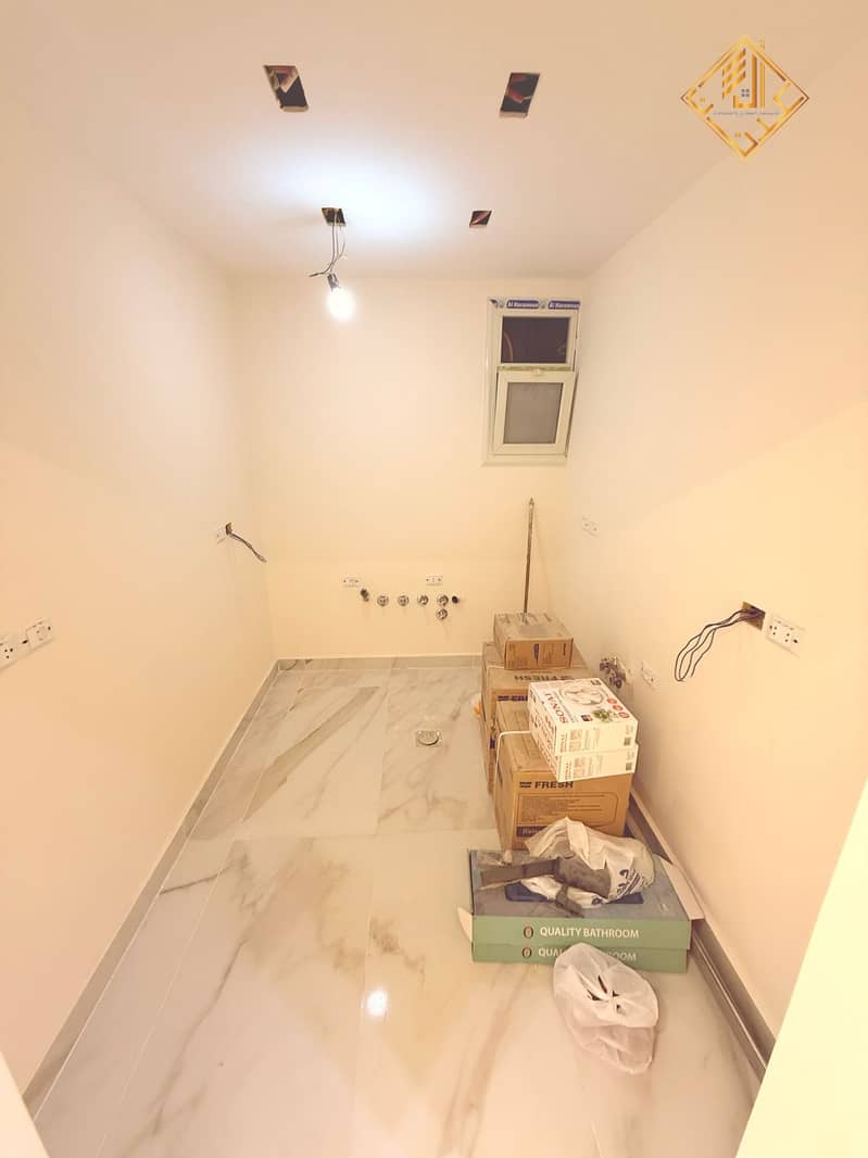 4 WhatsApp Image 2025-03-04 at 01.43. 06. jpeg