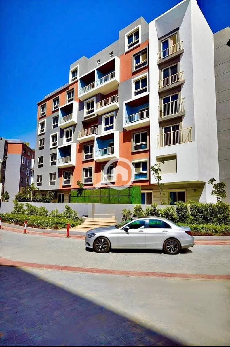 21 f7a54e00-ad44-448a-8627-462eff962dd5. jpg