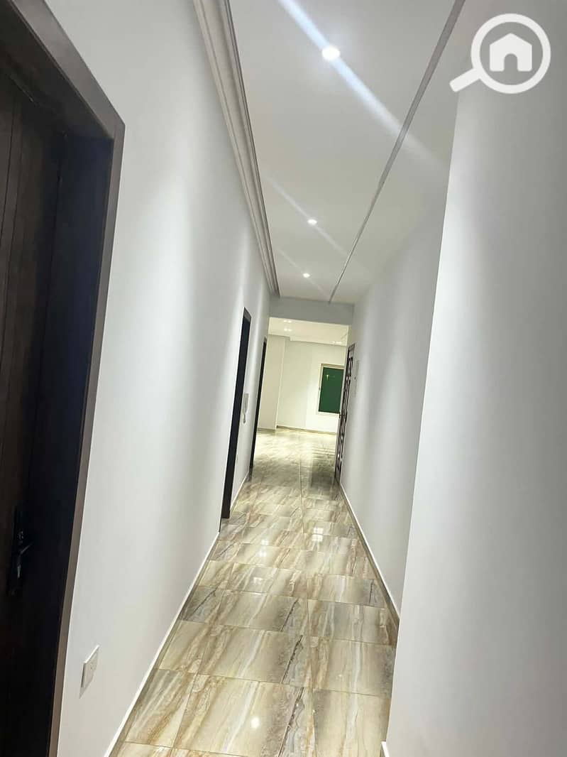 3 9e7a3d1c-bc5c-4762-afac-de870558ae12. jpg