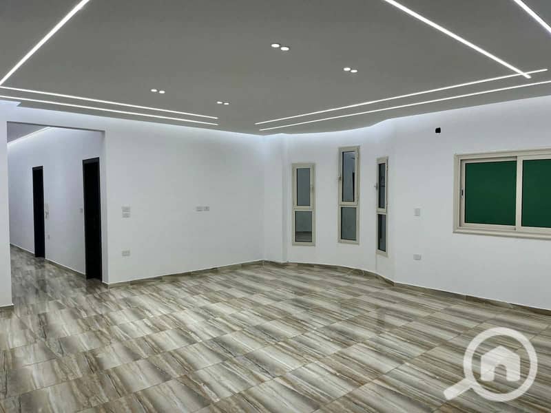 11 d4a6130b-a1e2-433d-9940-9f3541d791de. jpg