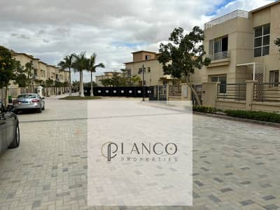 7 Bedroom Villa for Sale in 6th of October, Giza - 687e21320c0f1_IMG-20250713-WA0101. jpg