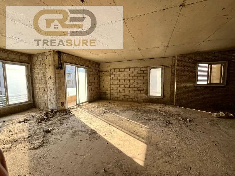 4 WhatsApp Image 2025-09-22 at 11.47. 39 AM. jpg