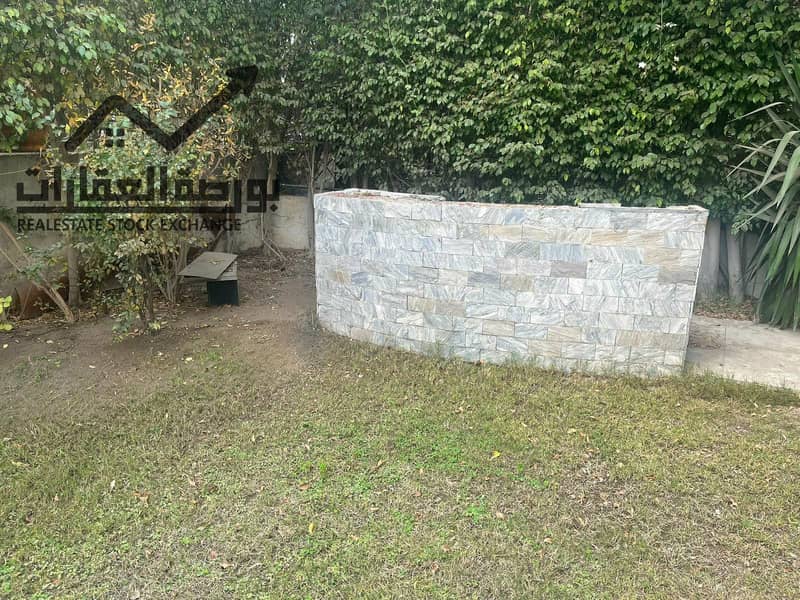 8 a24b3c77-5169-451e-81cf-a2a015755a39. jpg