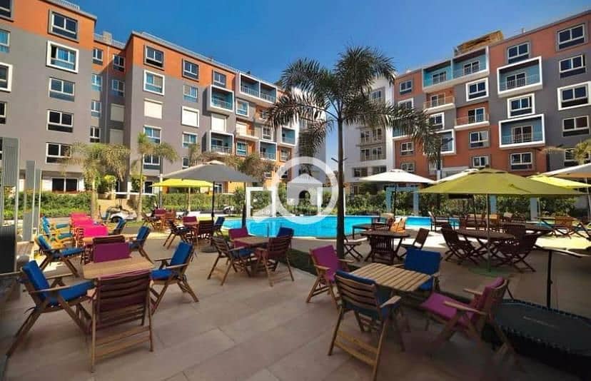 2 4f6d7bb4-f625-4901-911b-2c15505c5c86. jpg