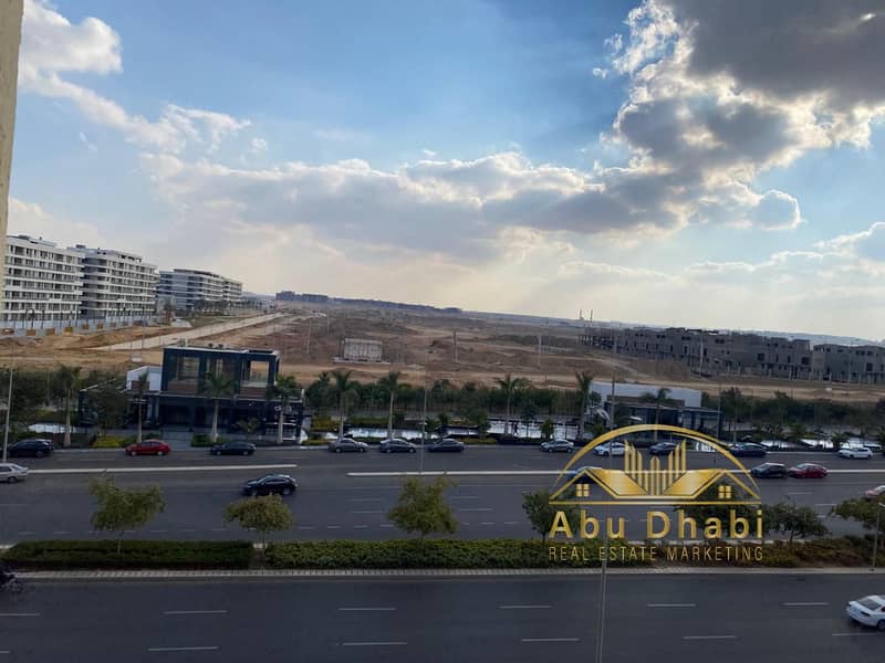 2 ac384a12-bcfa-4da4-9133-746b56e0e506. jpg