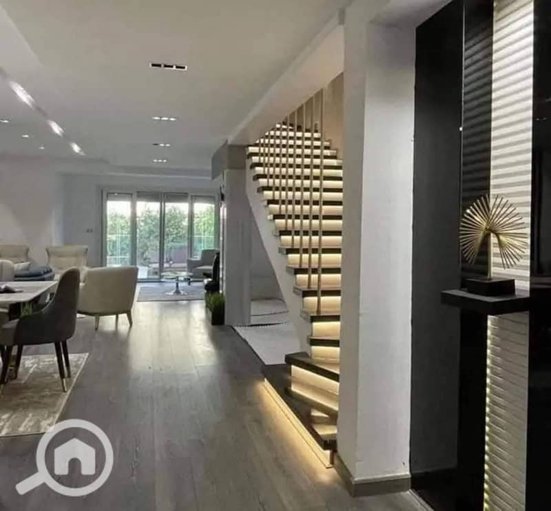 12 581248454_25634293142843310_6638938551631289087_n. jpg