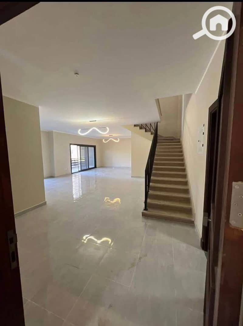 22 617086163_850490197860535_2150037241860052246_n. jpg