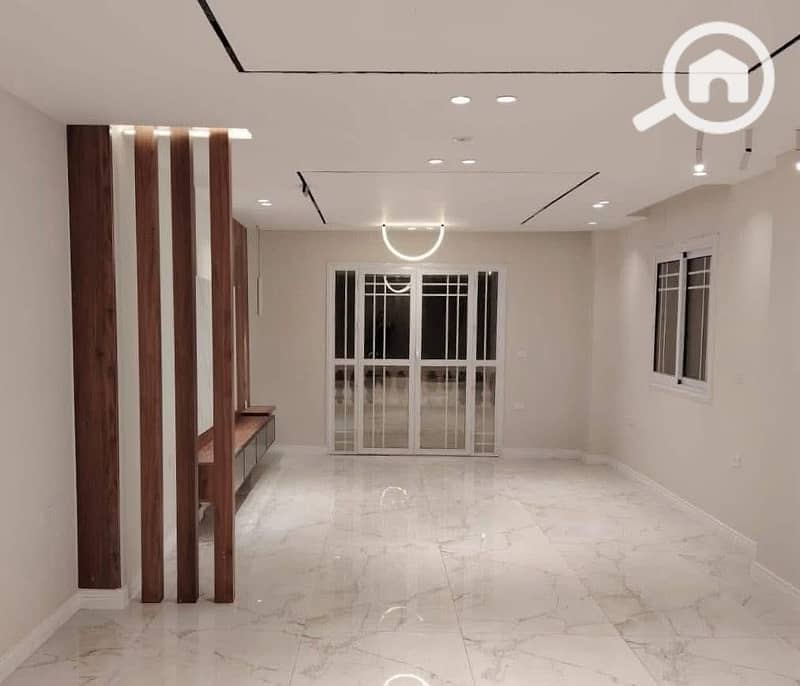 3 2fe00c80-1caf-4ce8-b476-f63d547be756. jpg