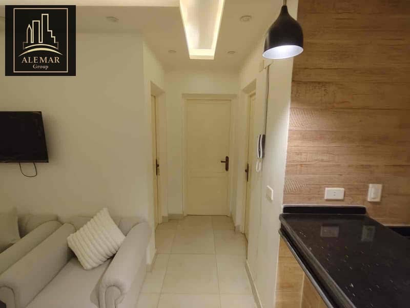 5 0158ebf4-d2ce-4440-96d8-a12e6c874cac. jpg