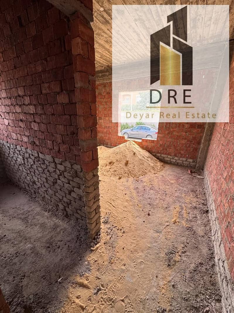 14 b34ffa4b-8f6f-4d5e-9228-c923bf5ea24c. jpg