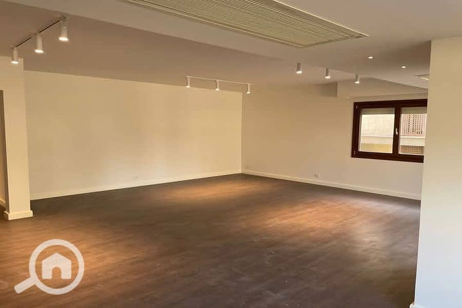 6 FB_IMG_1740050476077_900x600. jpg