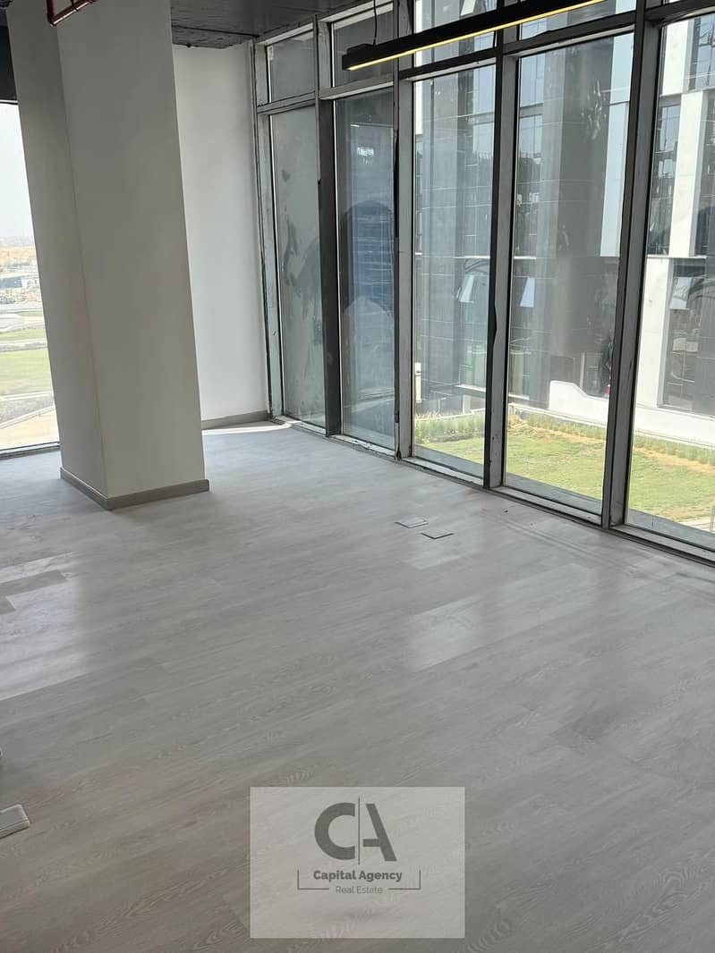 6 f1579c0e-70f7-41a2-b29f-fd6aa12d5ffc. jpg