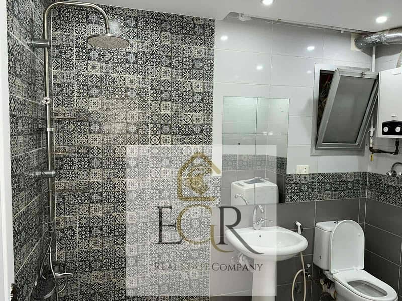 10 848e2773-2bc1-4d80-bfc2-4234cb6e83dc. jpg