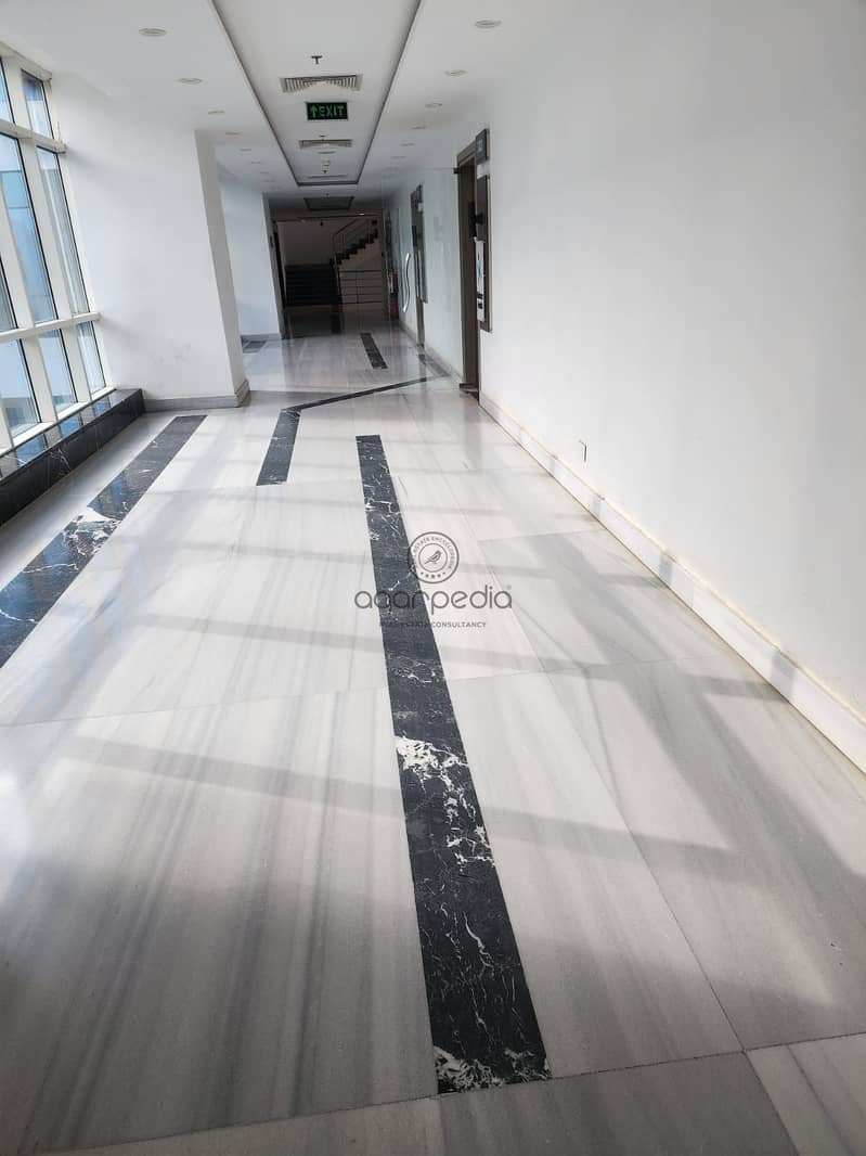 10 a7d39451-95d5-4e7f-a82b-52501616ab57. jpg