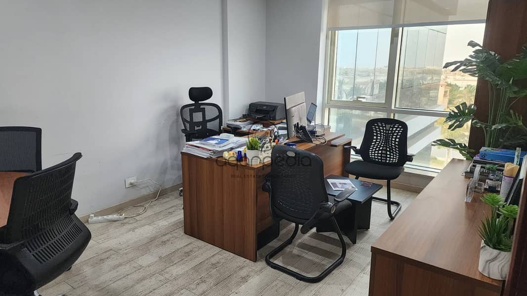 13 cb7a8ecf-7656-4702-a555-fa875afe5fab. jpg