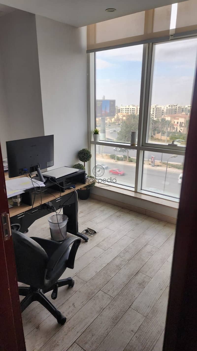 15 db2476ff-af50-44ff-b990-b0737482789f. jpg