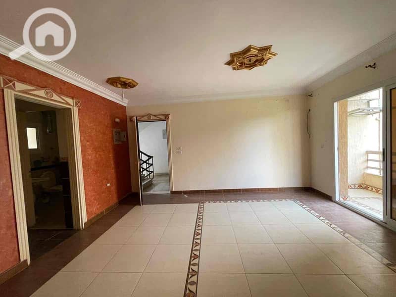 3 5f8ebab4-2161-4667-a94a-4fec279d4656. jpg