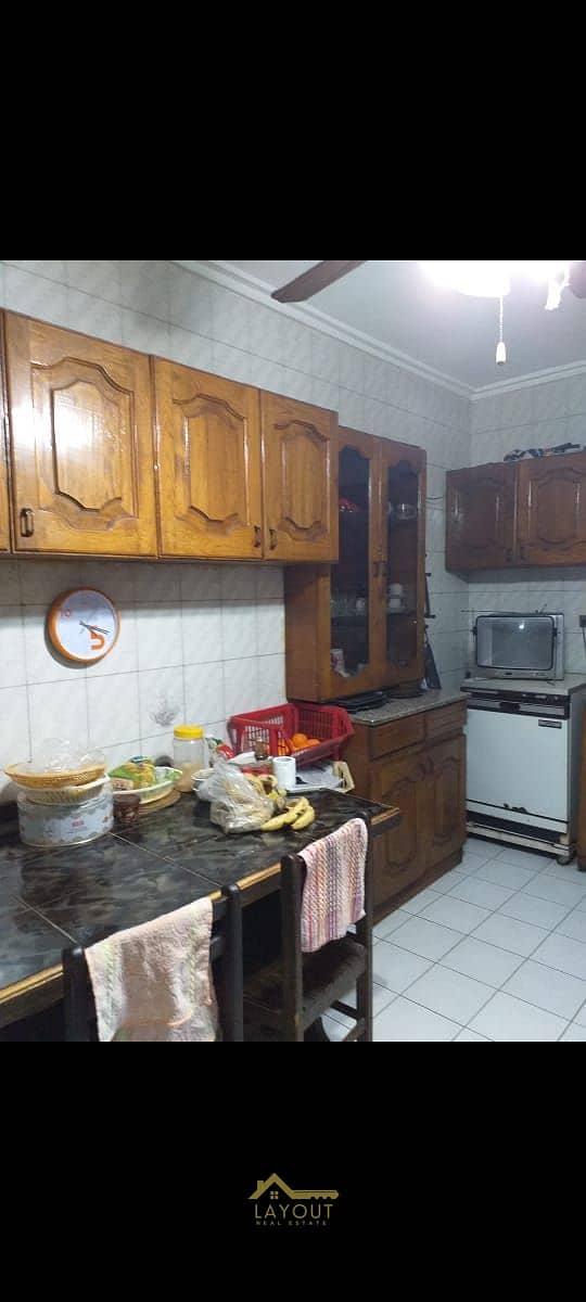 10 52798b4e-3b90-446f-bdfa-67225586da03. jpg