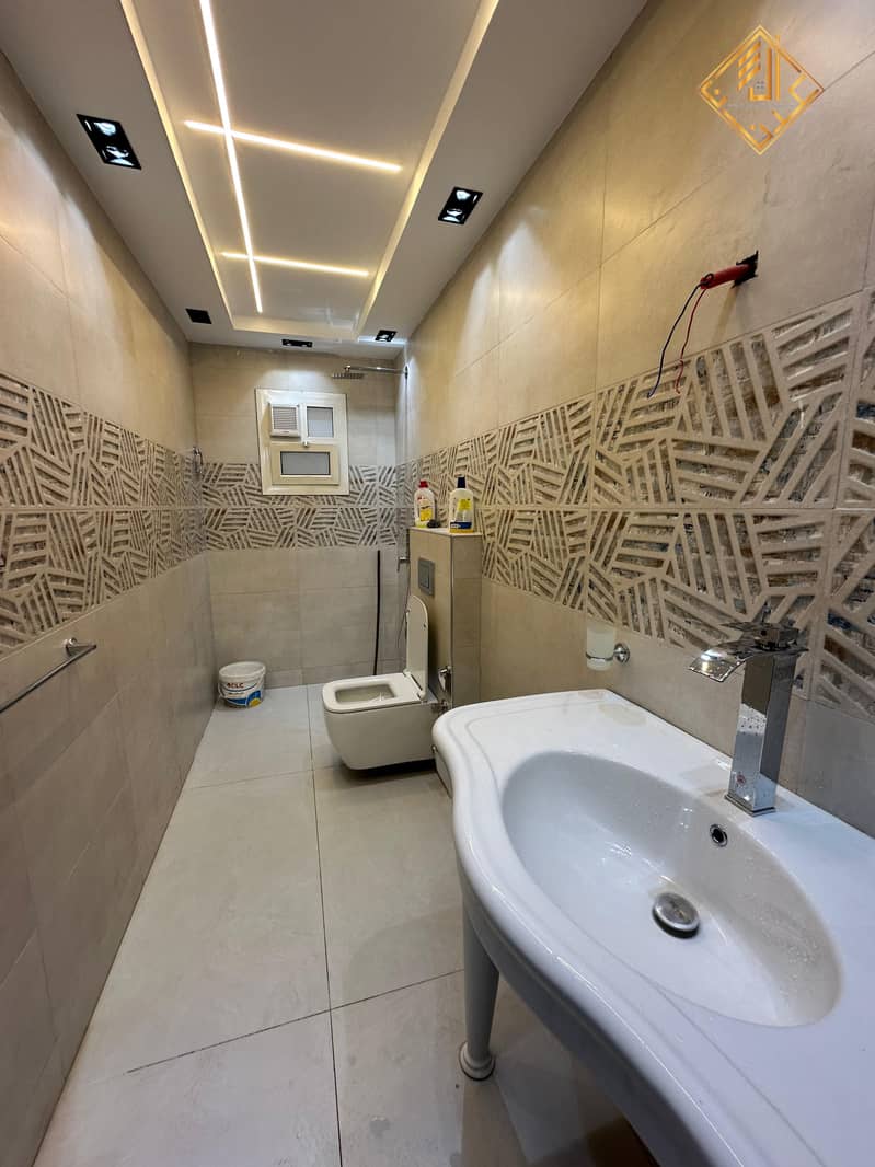 5 WhatsApp Image 2025-12-11 at 17.54. 31 (1). jpeg