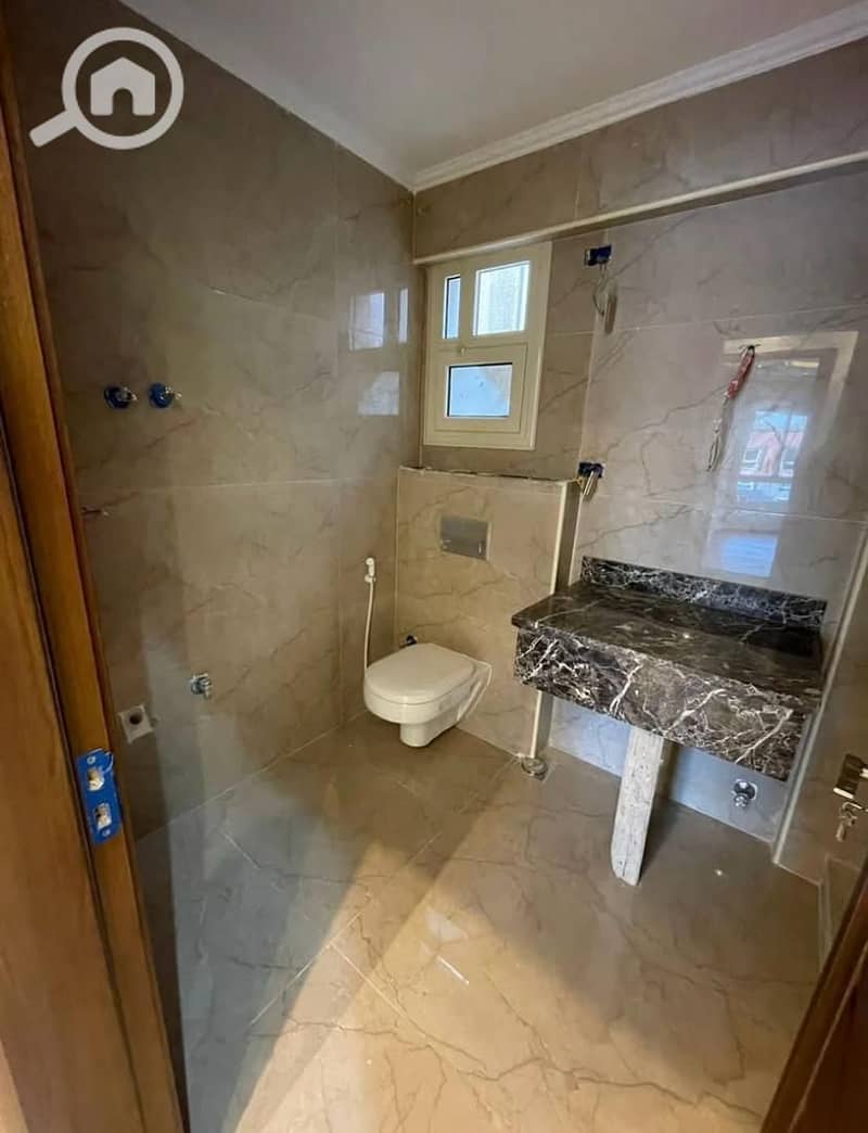 17 a93e0e79-e38d-4637-a3d2-0853cb2651aa. jpg