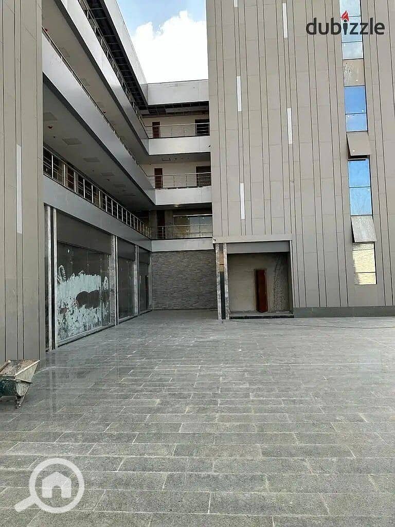 4 160027761-800x600. jpg