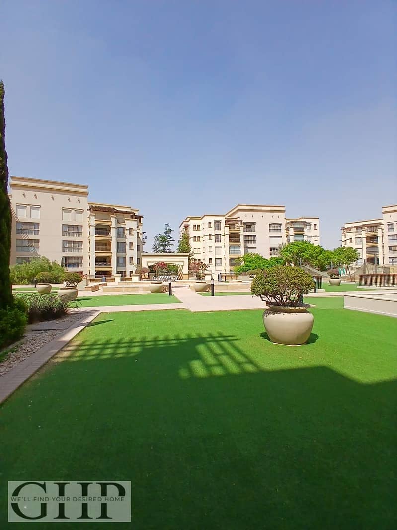 10 c67b4c08-3db5-415c-9e47-f4caf2547a3a. jpg