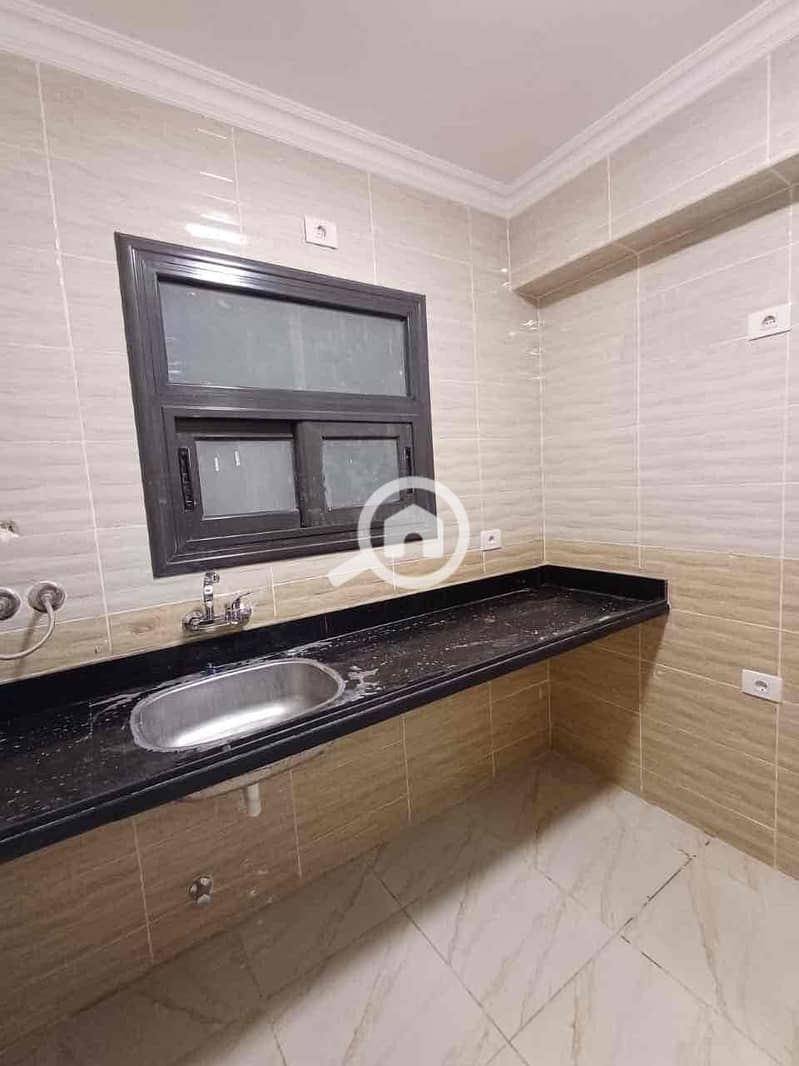 6 5797823d-fb26-491a-bb15-403a9159aff2. jpg