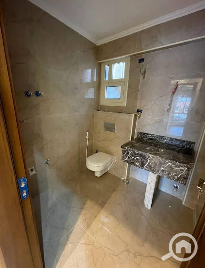 18 a93e0e79-e38d-4637-a3d2-0853cb2651aa. jpg