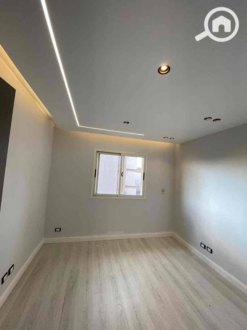 6 e7e04c3e-49c7-4115-b26f-efc159b0d9f9. jpg