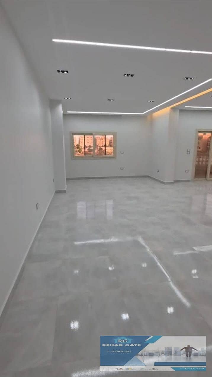 12 09348aa8-4222-426f-becc-53fda93588ad. jpg