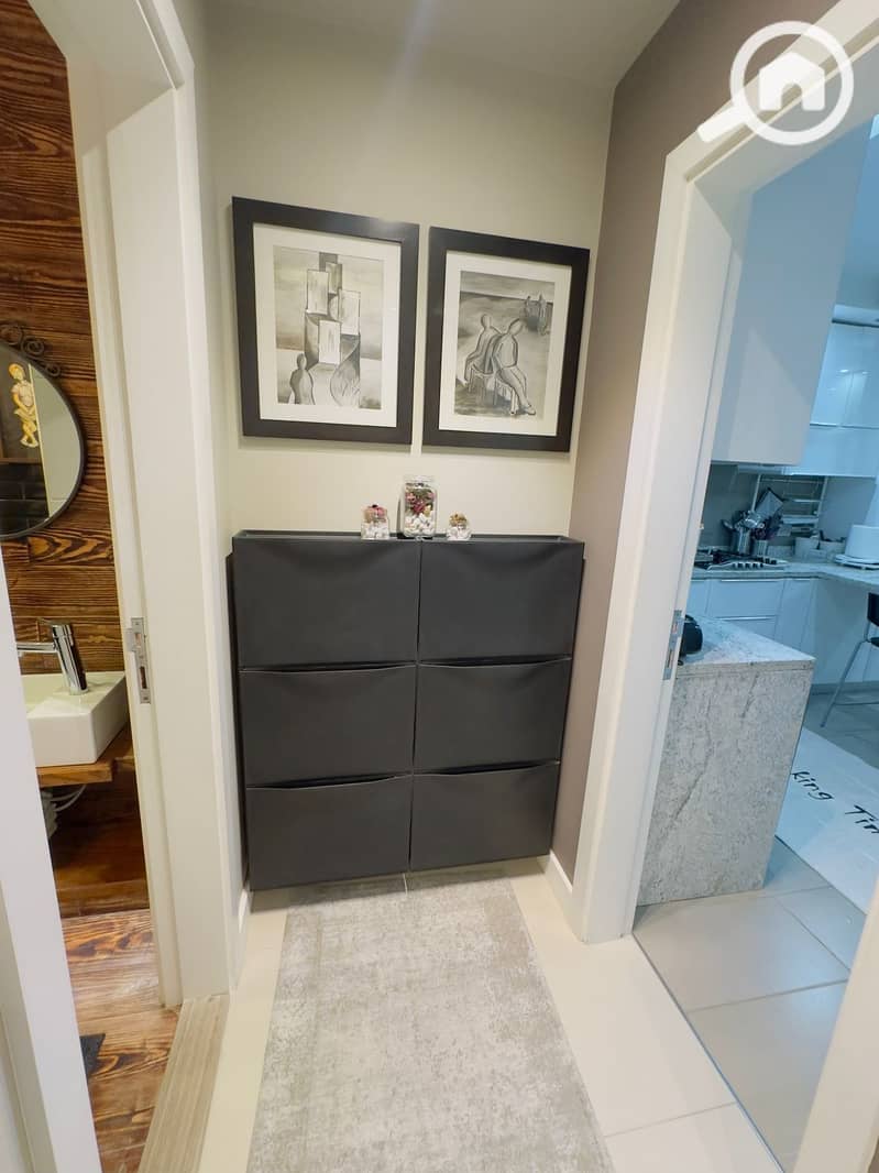 5 67b78087-32ea-4130-b71d-5e4c617a200b. jpeg