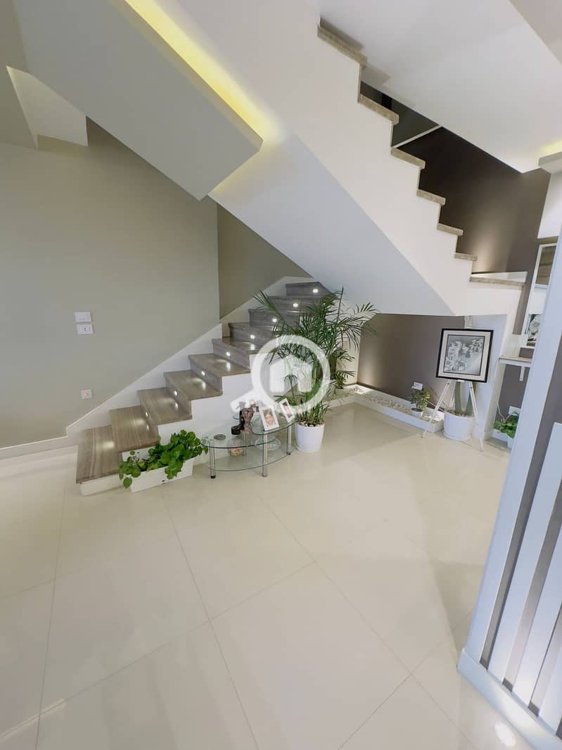 9 e9a9efce-8d2d-4750-aa4b-da032443a3bc. jpeg