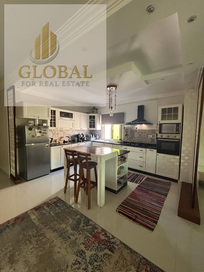 12 af29d6e0-15c8-4601-816c-b4d3a841be56. jpg