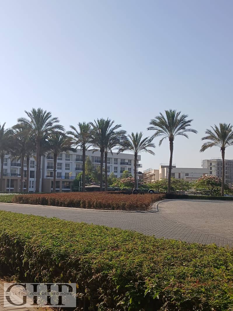 3 e5d28b2d-a43c-41ab-9ce8-12b9f155f069. jpg