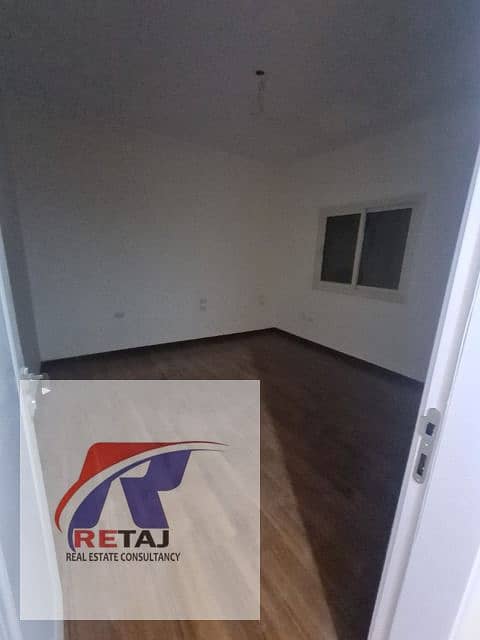 8 22ecf128-ee75-487f-a9d7-a3da2a433eee. jpg