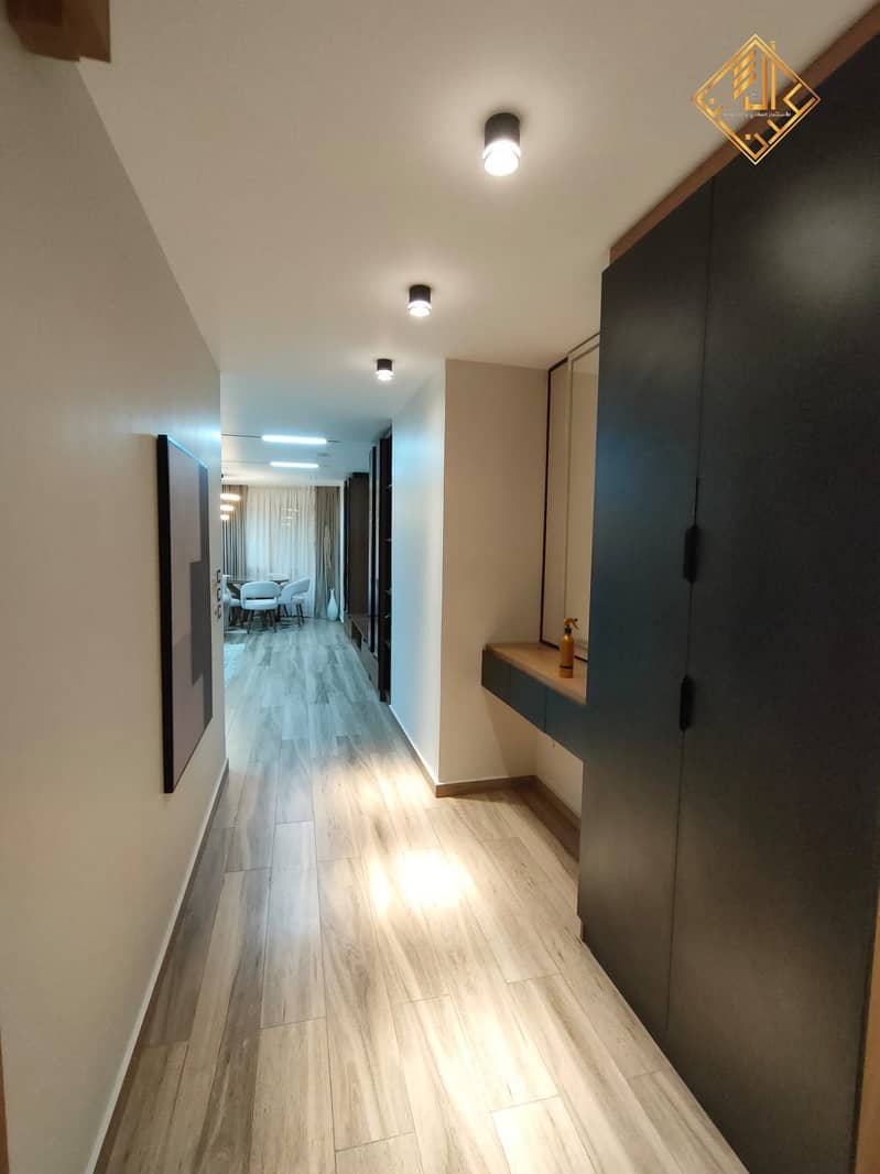 16 WhatsApp Image 2025-10-06 at 13.56. 42 (1). jpeg