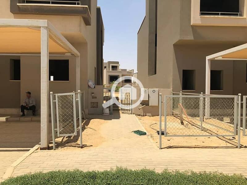 8 207874533_777098669639509_2068552204859066803_n. jpg