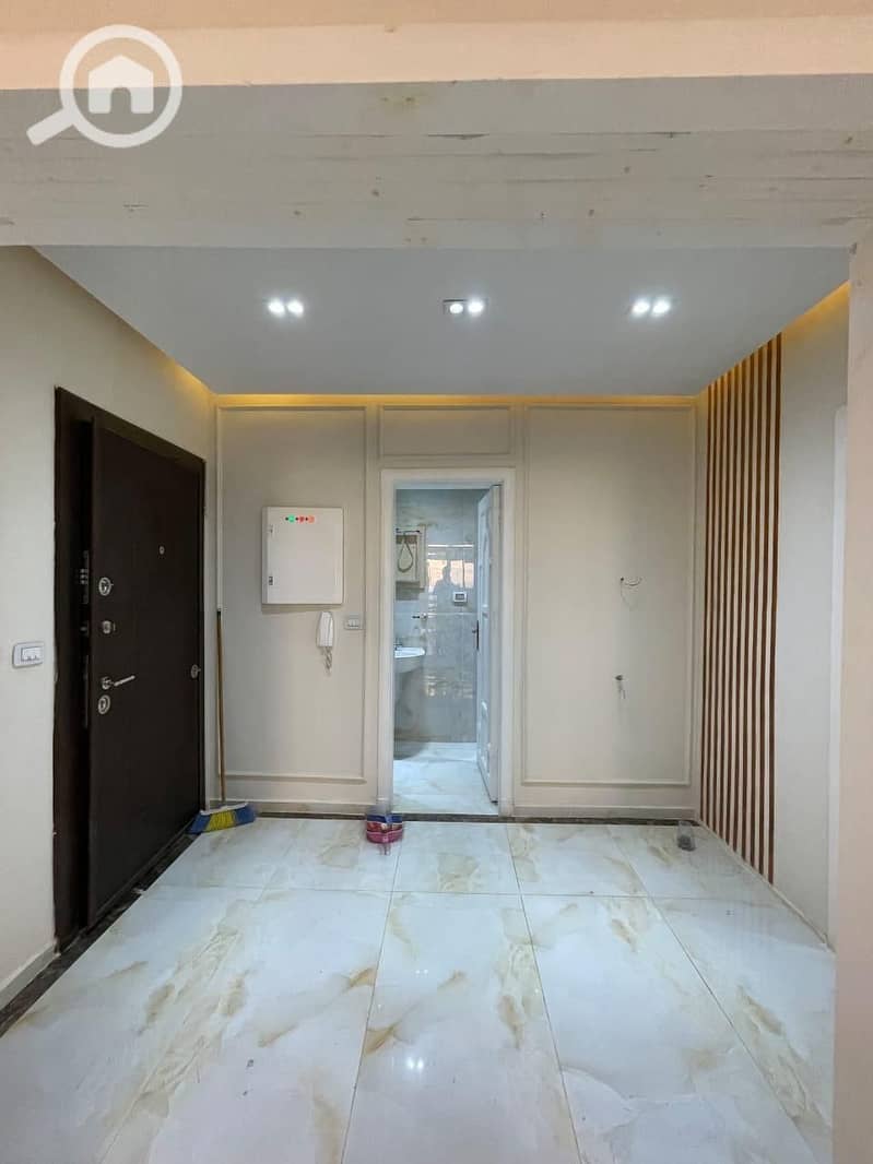 6 e93005e1-694d-4221-b808-cca280bd754d. jpeg